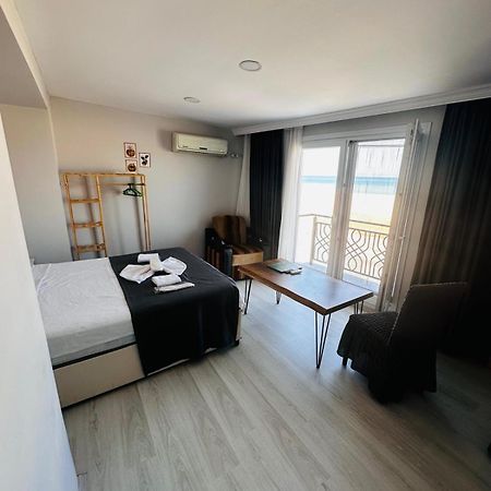Airport Black Sea Hotel & Restaurant Arnavutkoy Eksteriør billede